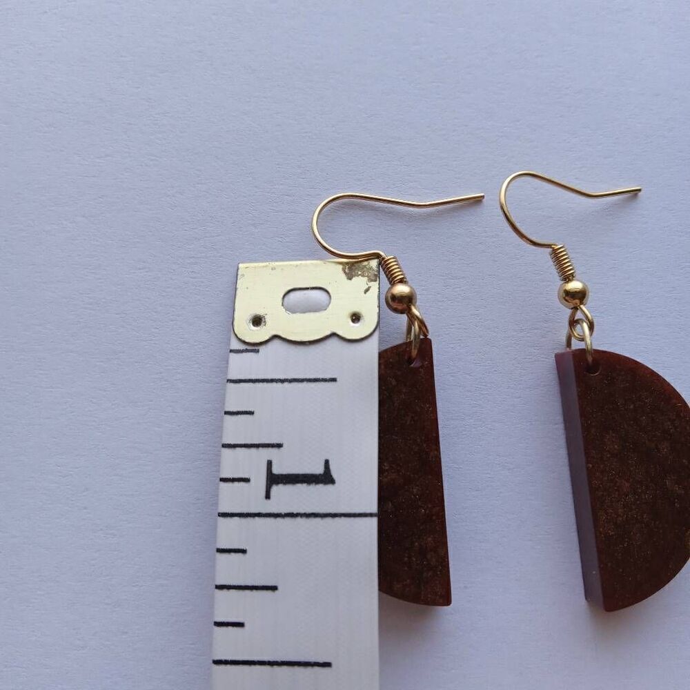 5/$50 Brown resin half circle earrings - Picture 4 of 4